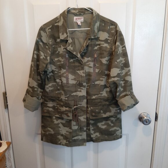 Arizona Jeans Camouflage Utility Jacket; Women's XL; Long or short sleeve; EUC - Picture 2 of 5